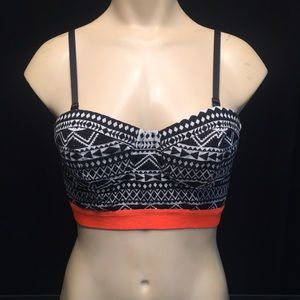 🎀 3 for 20 Forever 21 tribal crop top